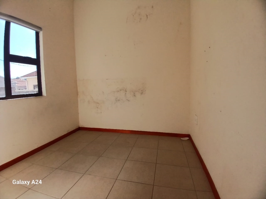 3 Bedroom Property for Sale in Graceland Eastern Cape